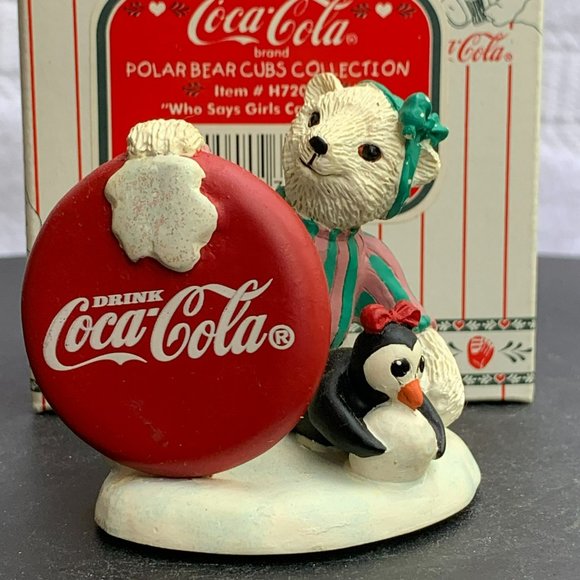 Who Said Girls Cant Throw - Coca-Cola Polar Bears Cubs Collection from 1995 - Picture 2 of 7